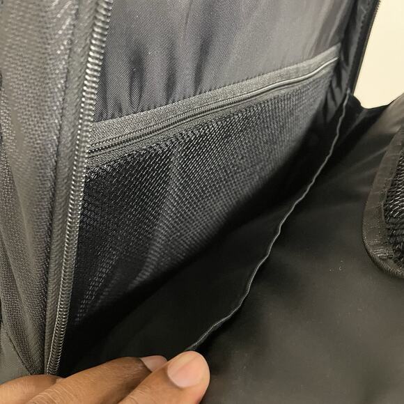 Mobile Edge ScanFast Backpack 2.0 Fits laptops up to 17.3″ & MacBooks up to 17" - Picture 6 of 11